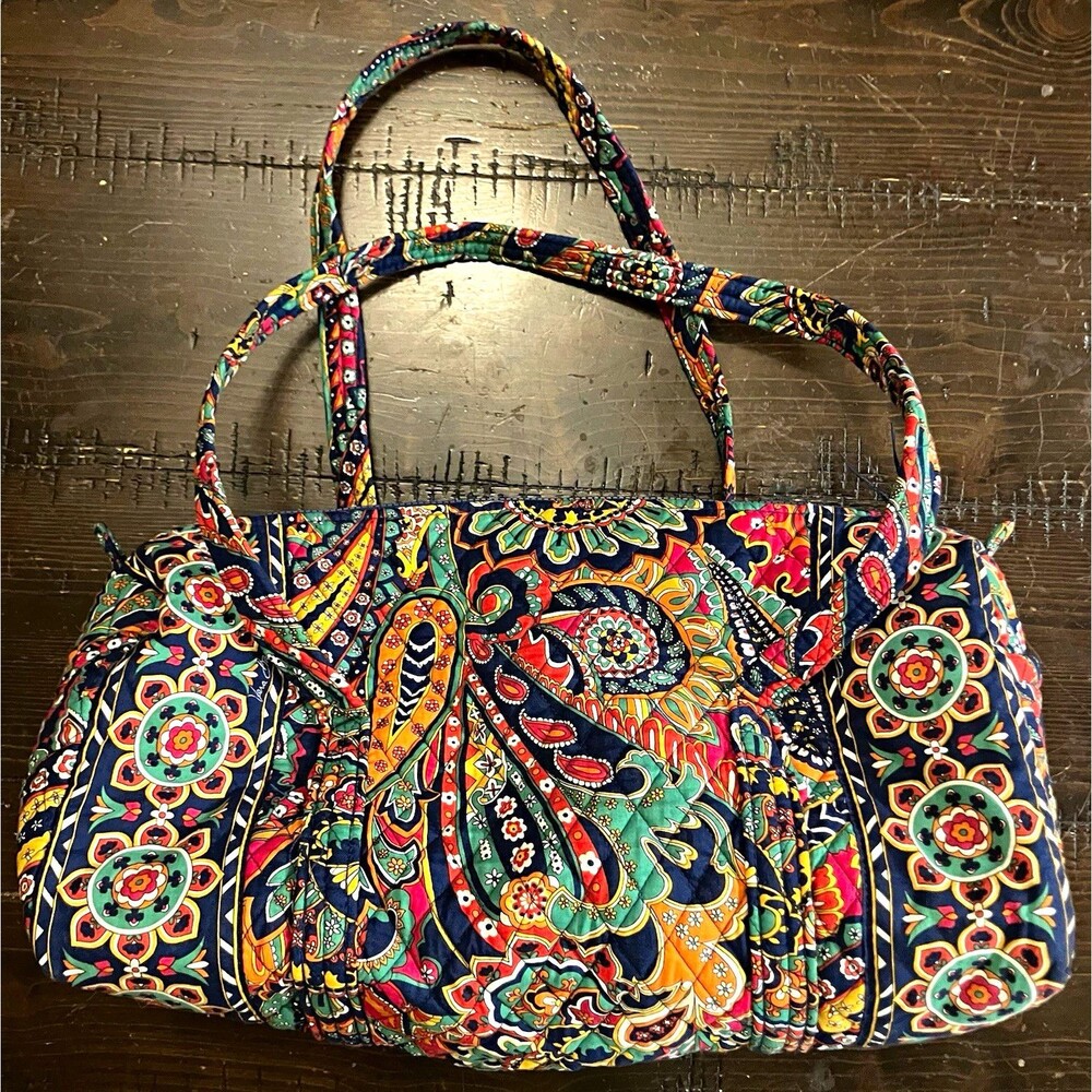 Vera Bradley Quilted Fabric Paisley Weekend Duffel Bag Zip Lined